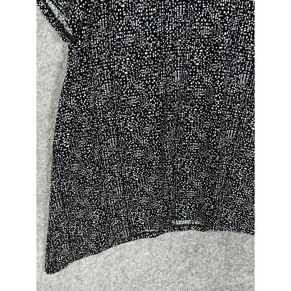Croft & Barrow Black Textured Abstract Sharkbite Hem Top Womens‎ Size 3X Stretch - Picture 9 of 15